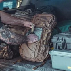 Eberlestock HiSpeed II | Lightweight And Ergonomic Backpack | 3-Day High-Mobility Pack 37 Eberlestock HiSpeed II | Lightweight And Ergonomic Backpack | 3-Day High-Mobility Pack -Tactical Equipment Eberlestock EberlestockHiSpeedII lifestyle 7