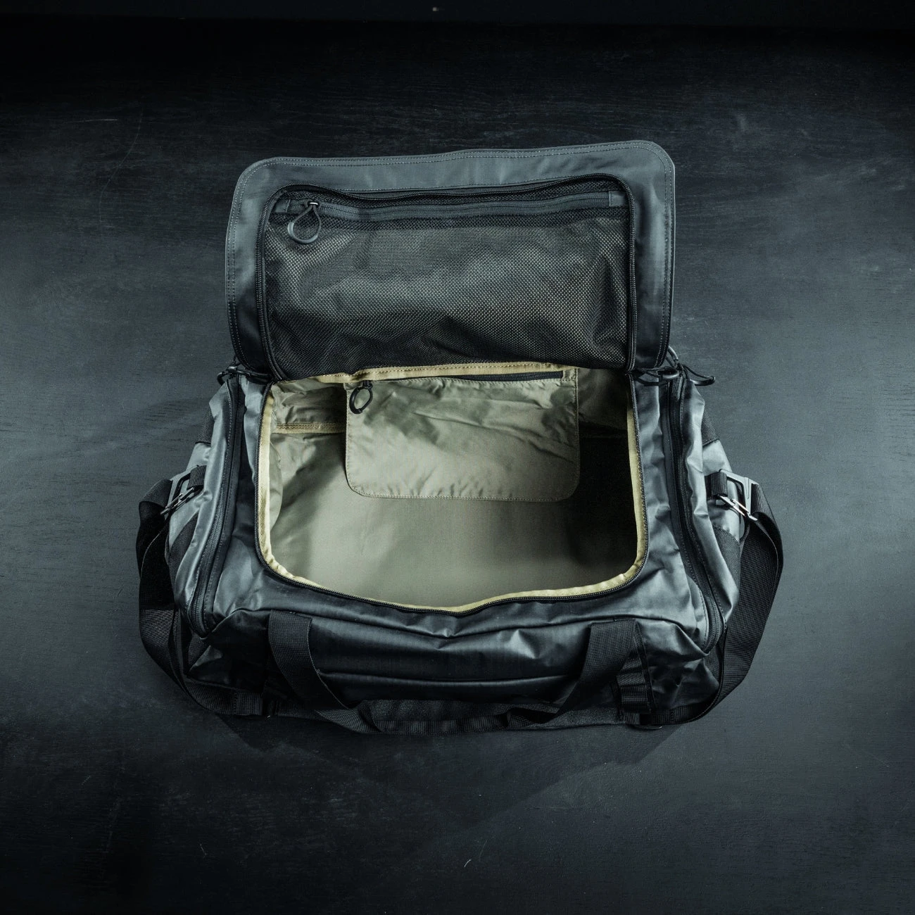 Eberlestock Hyllus Duffel | Ultra-Durable & Water Resistant W/ Internal & External Pockets 9 Eberlestock Hyllus Duffel | Ultra-Durable & Water Resistant W/ Internal & External Pockets - Image 7