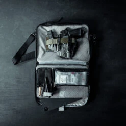 Eberlestock Fade Brief | Laptop Sleeve & Hidden CCW Pocket 19 Eberlestock Fade Brief | Laptop Sleeve & Hidden CCW Pocket -Tactical Equipment I10A0117 Edit