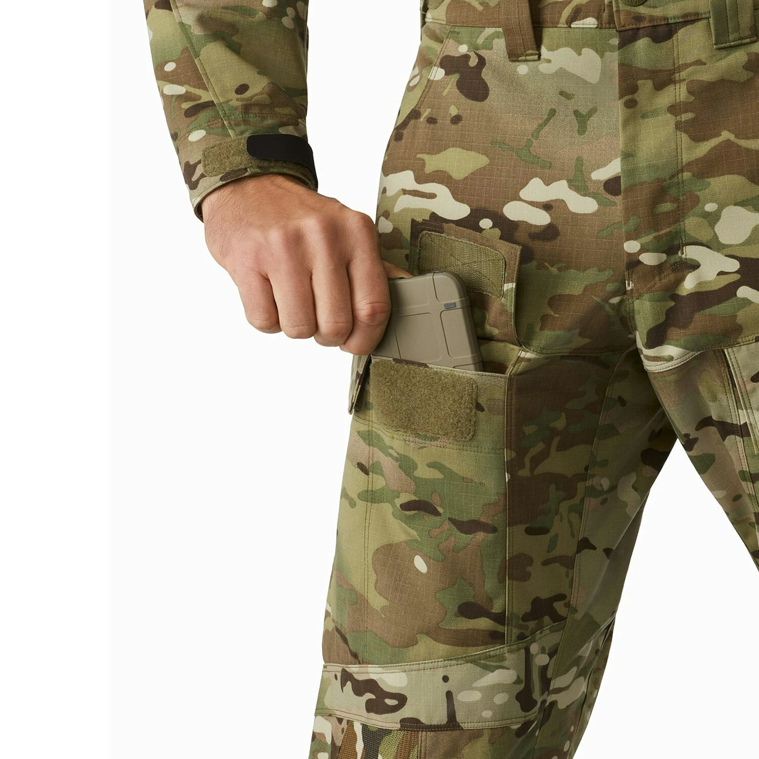 Arc'teryx LEAF Assault Pant AR MultiCam Gen 2 Men's | Combat Uniform | (Like-New) 8 Arc'teryx LEAF Assault Pant AR MultiCam Gen 2 Men's | Combat Uniform | (Like-New) - Image 6