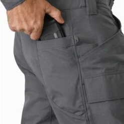 Arc'teryx LEAF Assault Pant AR Gen 2 Men's | Combat Uniform | (Like-New) -Tactical Equipment arcteryx leaf assault pant ar gen 2 mens wolf back pocket