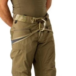 Arc'teryx LEAF E220 Rigger's Harness | PPE | (Like-New) 17 Arc'teryx LEAF E220 Rigger's Harness | PPE | (Like-New) -Tactical Equipment arcteryx leaf e220 riggers harness multicam front view