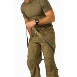 Arc'teryx LEAF E220 Rigger's Harness | PPE | (Like-New) 19 Arc'teryx LEAF E220 Rigger's Harness | PPE | (Like-New) -Tactical Equipment arcteryx leaf e220 riggers harness multicam leg loop configuration step 2