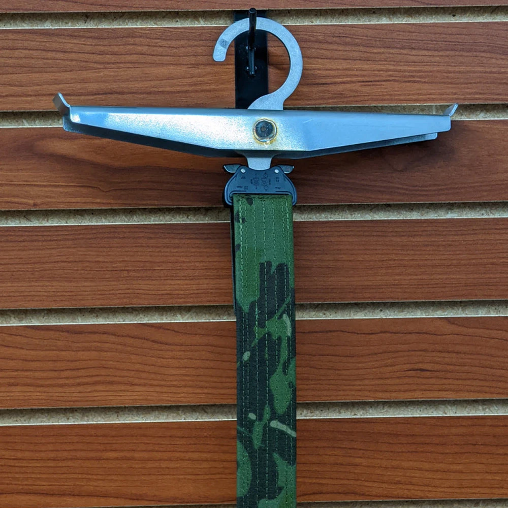 Esstac Closet PC Hanger 3 Esstac Closet PC Hanger