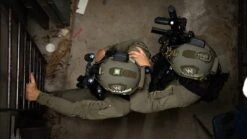 Team Wendy RifleTech | Lightweight NIJ Level III & No Through-Hole Design 12 Team Wendy RifleTech | Lightweight NIJ Level III & No Through-Hole Design -Tactical Equipment team wendy rifletech ranger green two operatives holding rifles wearing rifletech helmets climbing a ladder lifestyle