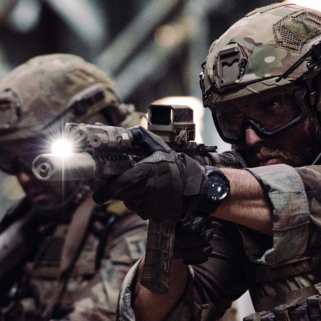 SureFire Scout Light Pro Dual Fuel | 1500 Lumens 4 SureFire Scout Light Pro Dual Fuel | 1500 Lumens - Image 2